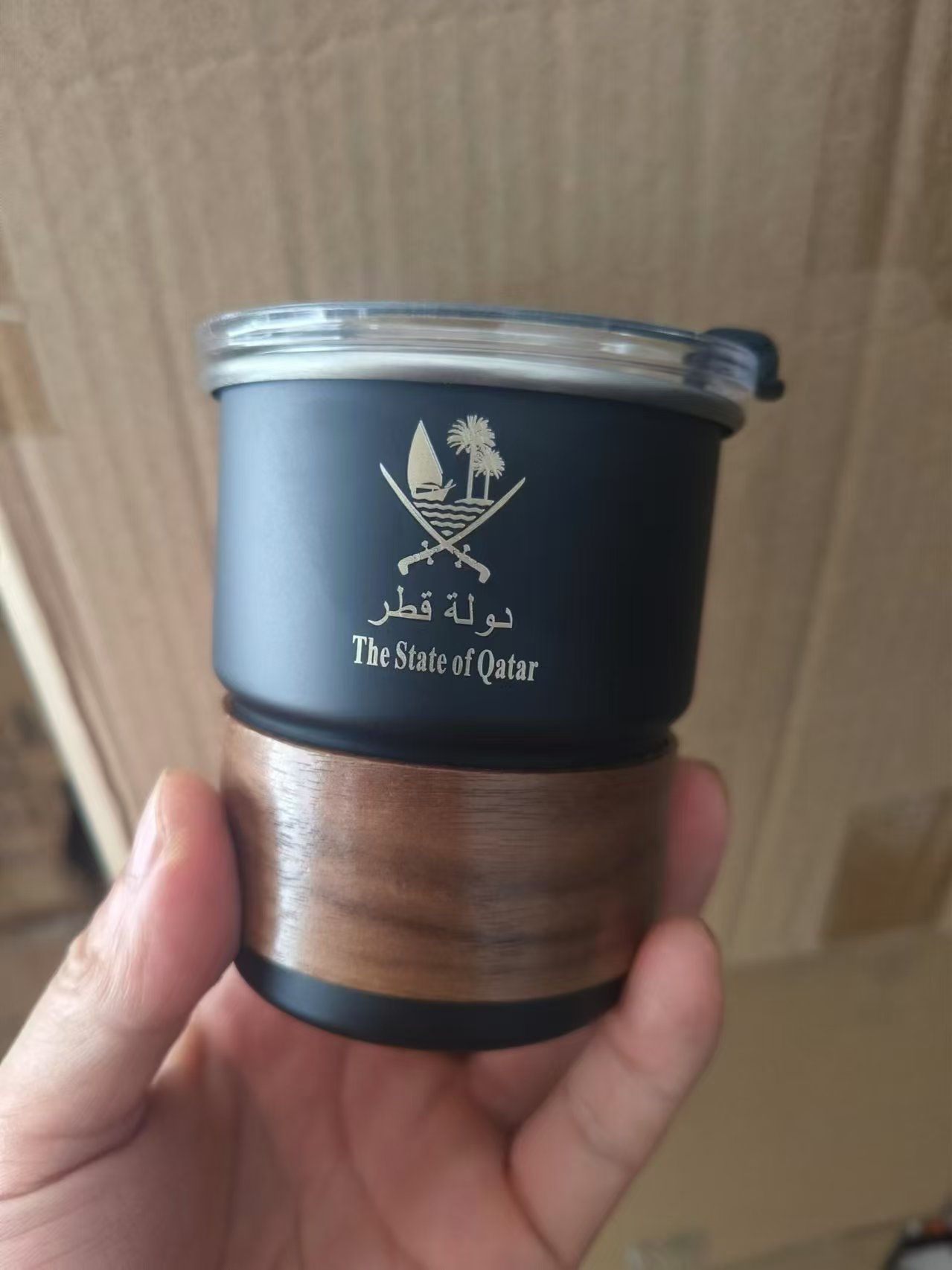 Coffee Equipment Logo - Kubek do piwa z logo stanu